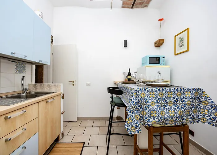 Termini Centeral Station's Home, Near Santa Maria Maggiore